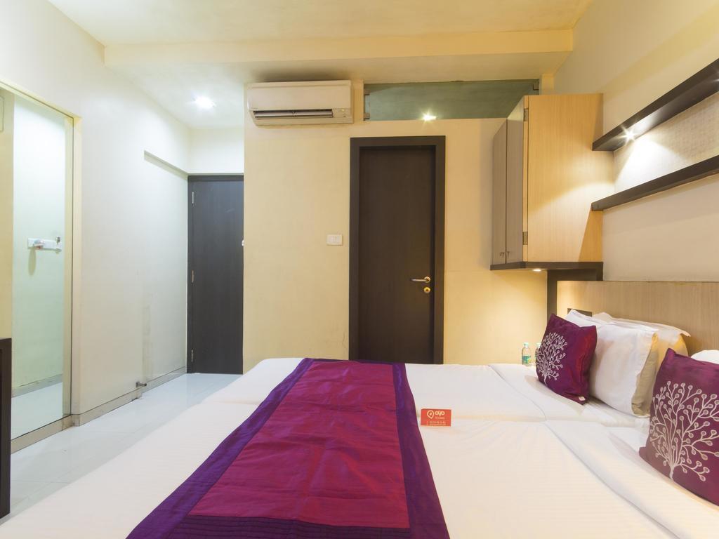Hotel Monarch Guestline In Midc Rabale, Νάβι Μουμπάι Εξωτερικό φωτογραφία