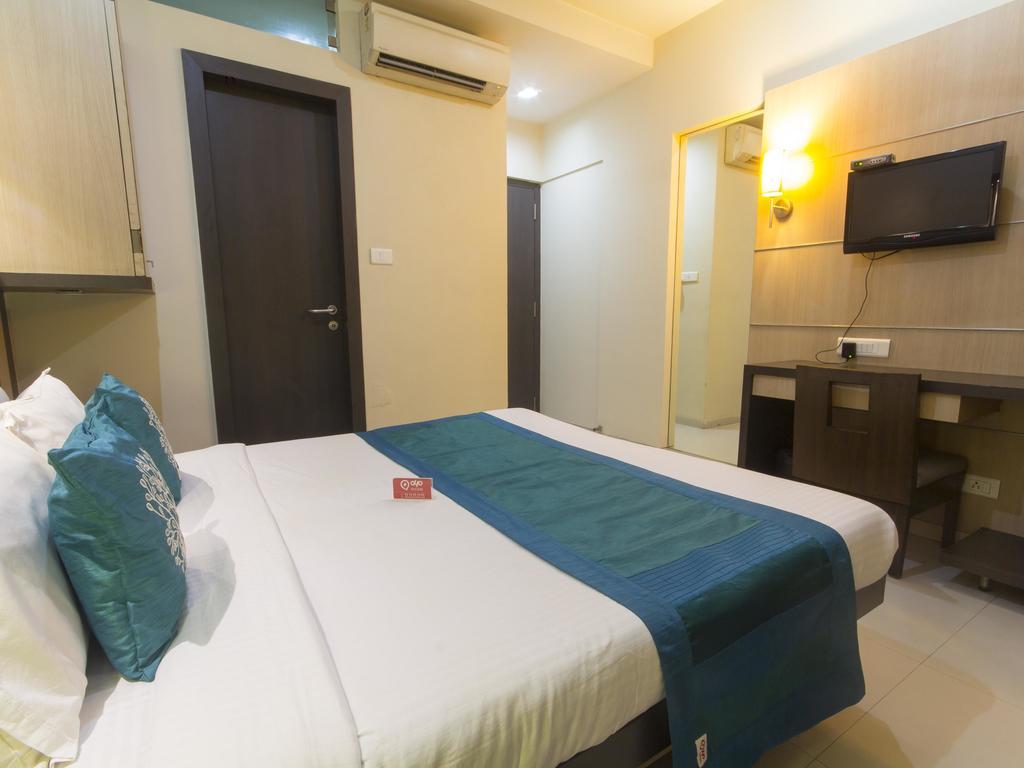 Hotel Monarch Guestline In Midc Rabale, Νάβι Μουμπάι Εξωτερικό φωτογραφία