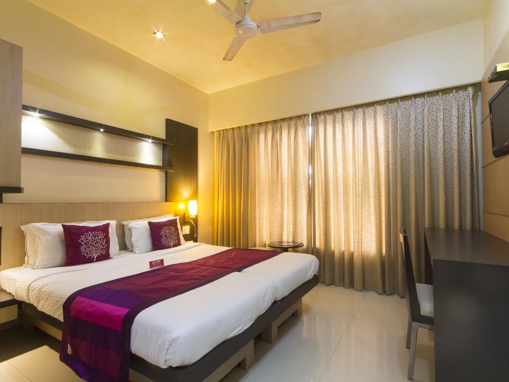 Hotel Monarch Guestline In Midc Rabale, Νάβι Μουμπάι Εξωτερικό φωτογραφία