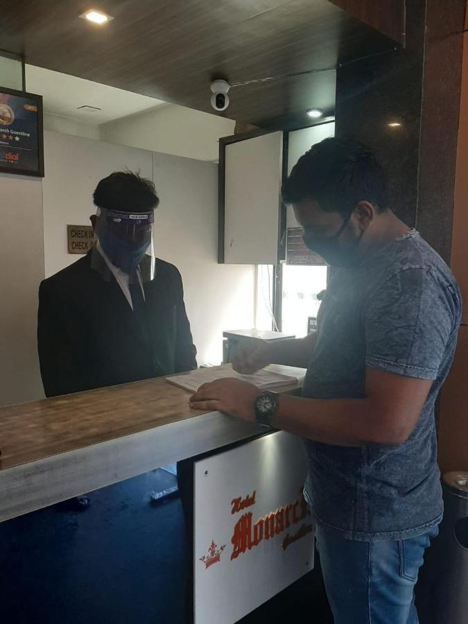 Hotel Monarch Guestline In Midc Rabale, Νάβι Μουμπάι Εξωτερικό φωτογραφία
